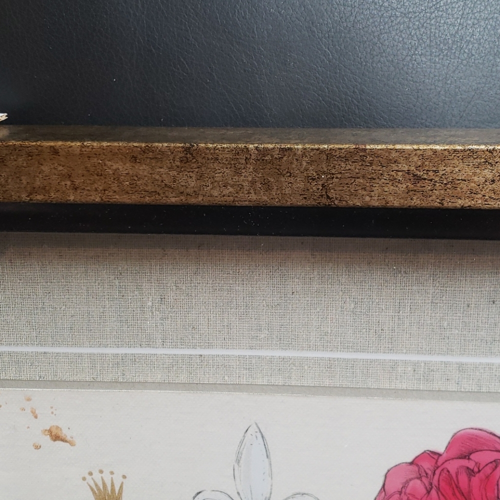 Queen Bee Picture - Picture 3 of 5